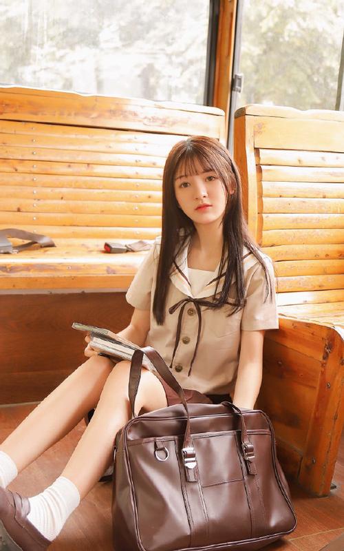 丰满尤物贵妇颤抖潮喷