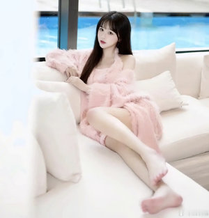 满溢游泳池无限金币无限钻石