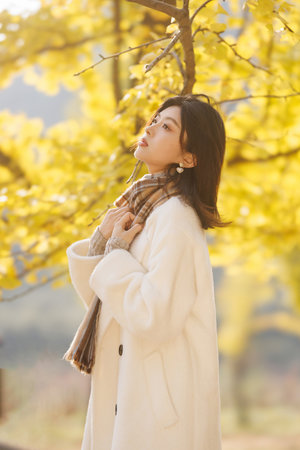 天天看天天爽天天摸久久