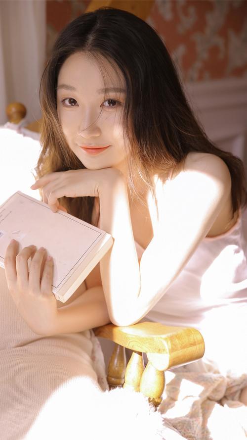 樱花草WWW视频视频