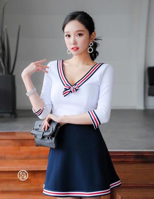 日本无码免费专区播放一区