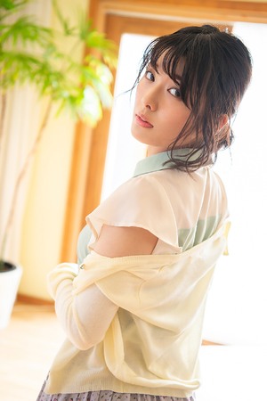 jvid掉掉女仆惩罚蒙眼