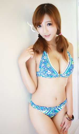 在线亚洲欧美图区小说区