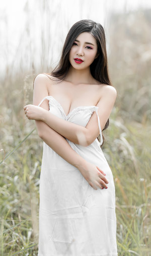 欧美丰满高跟鞋脚交第一页