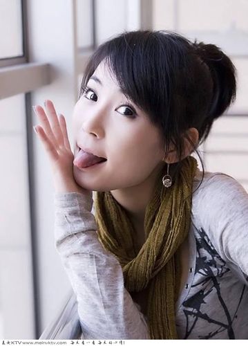 亚洲伊人一区二区三区精品