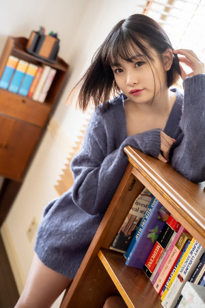 爬楼梯每走一步就往上顶一下