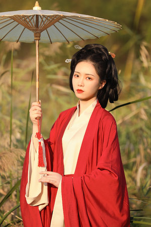 婷婷色五月另类综合