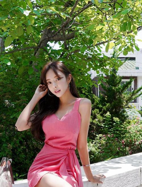 亚洲综合自拍欧美社区图