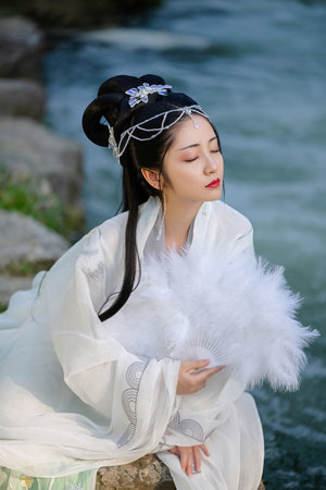 大吊日我b射进我逼里视频